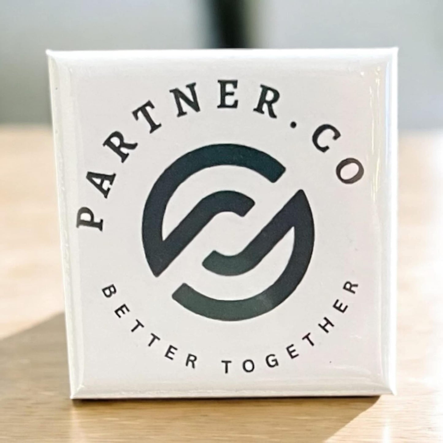 Partner.Co Magnet